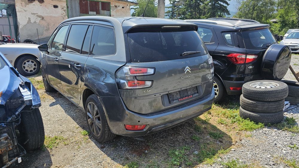Ситроен ц4 пикасо на части