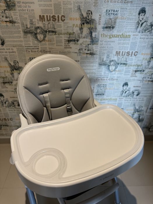 Бебешки стол за хранене Peg Perego