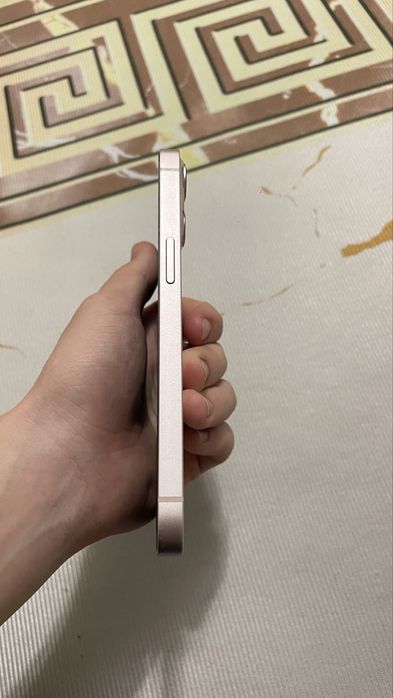 Продам iPhone 13 128gb