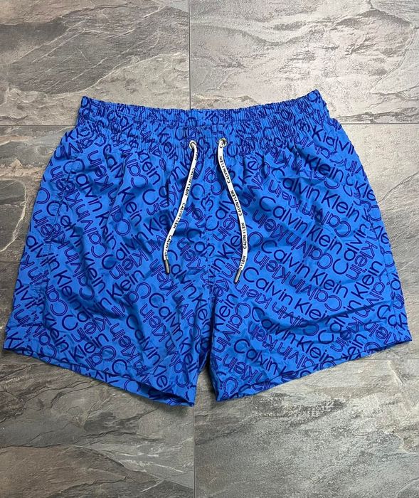 Стилни мъжки плажни шорти CALVIN KLEIN – комфорт и визия за лятото!