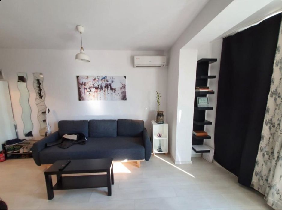 Vindem apartament 2 camere decomandat /central /Parlament -2014