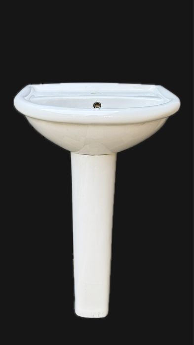 Продам унитаз и раковину