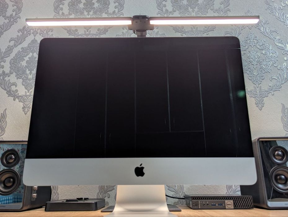 Apple iMac 21.5" 4K i5 8th/ 8GB RAM/500GB MacOS Sequoia
