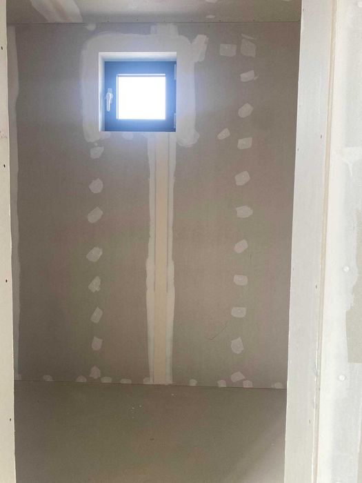 Продава се Къща в Пловдив, Остромила - 380 кв.м за 1048 €/кв.м - Снимка #8