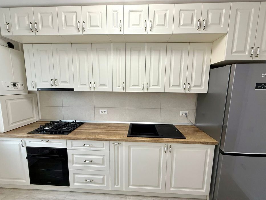Execut mobilier la comandă