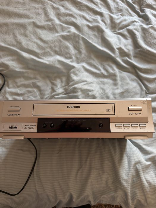 Toshiba видеомагнитофон