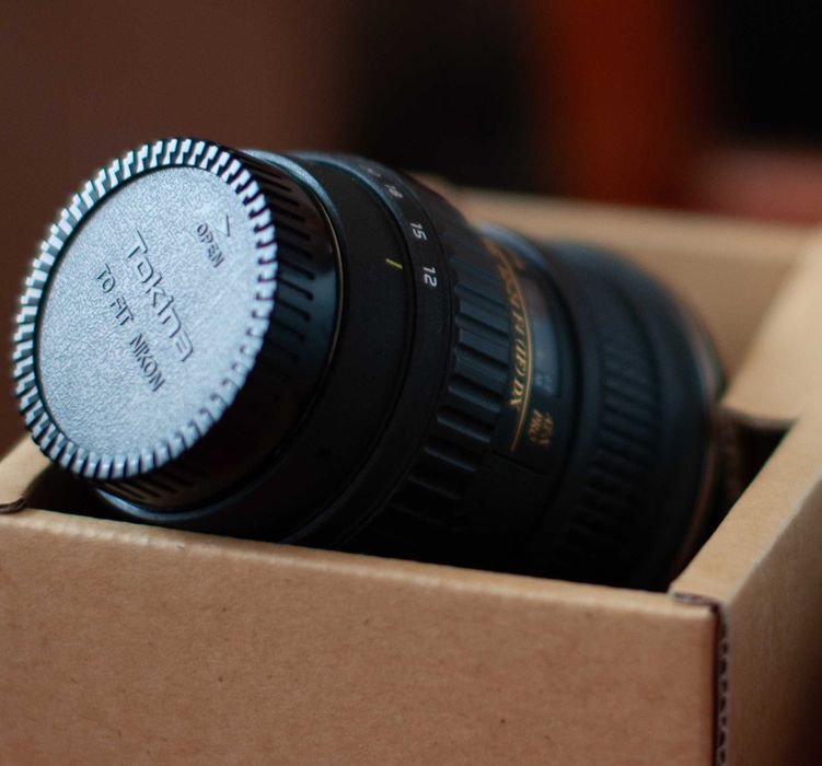 Vand 2 obiective (tokina si sigma) pentru Nikon, fara schimb!