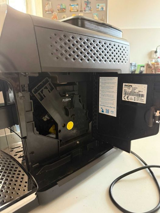 Кафемашина Philips EP2221/40
