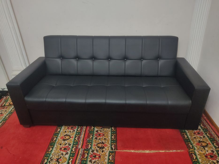 3 та Бир хил диван срочно сотилади