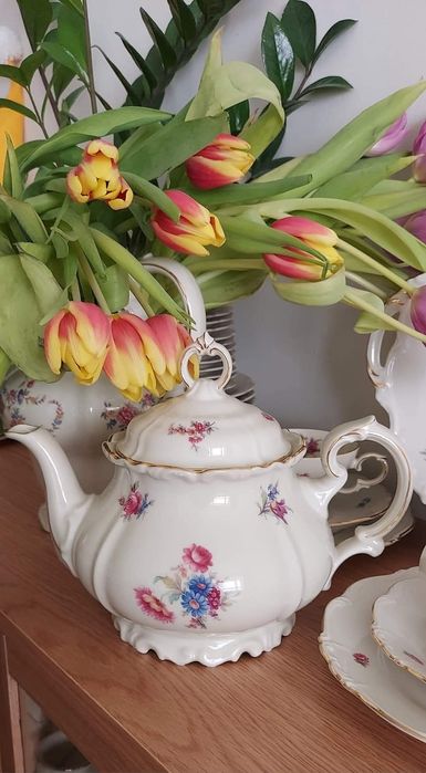 Сервиз за чай, костен порцелан, Edelstein Maria Theresia