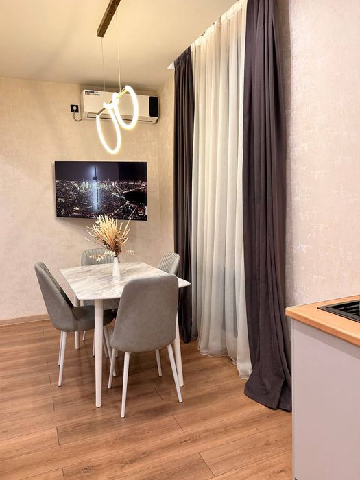 Квартира на Ц6-на Небе 1*2/2/4 общ пл 45м Евро с обстановкой