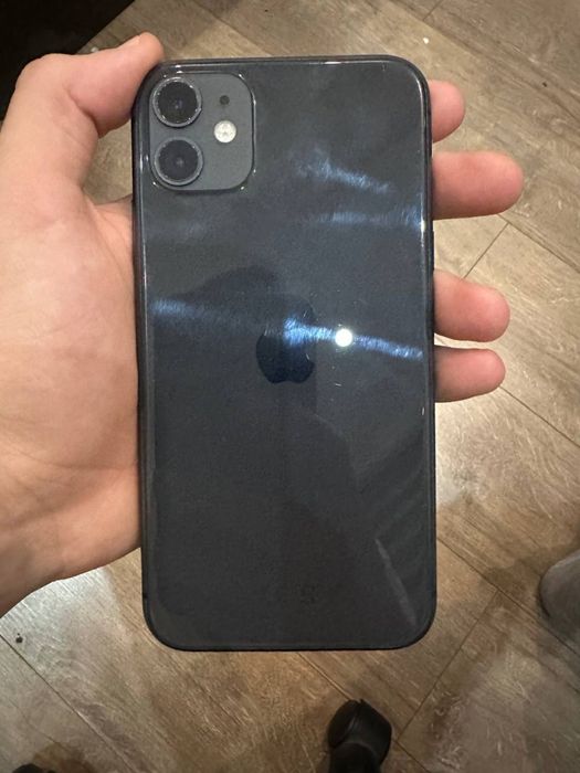 Обменяю айфон 11