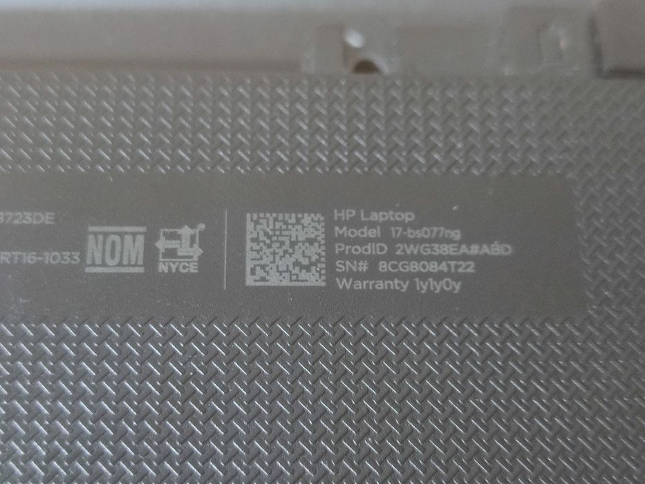 Carcasa Completa + Tastatura + Balamale - HP  17-BS