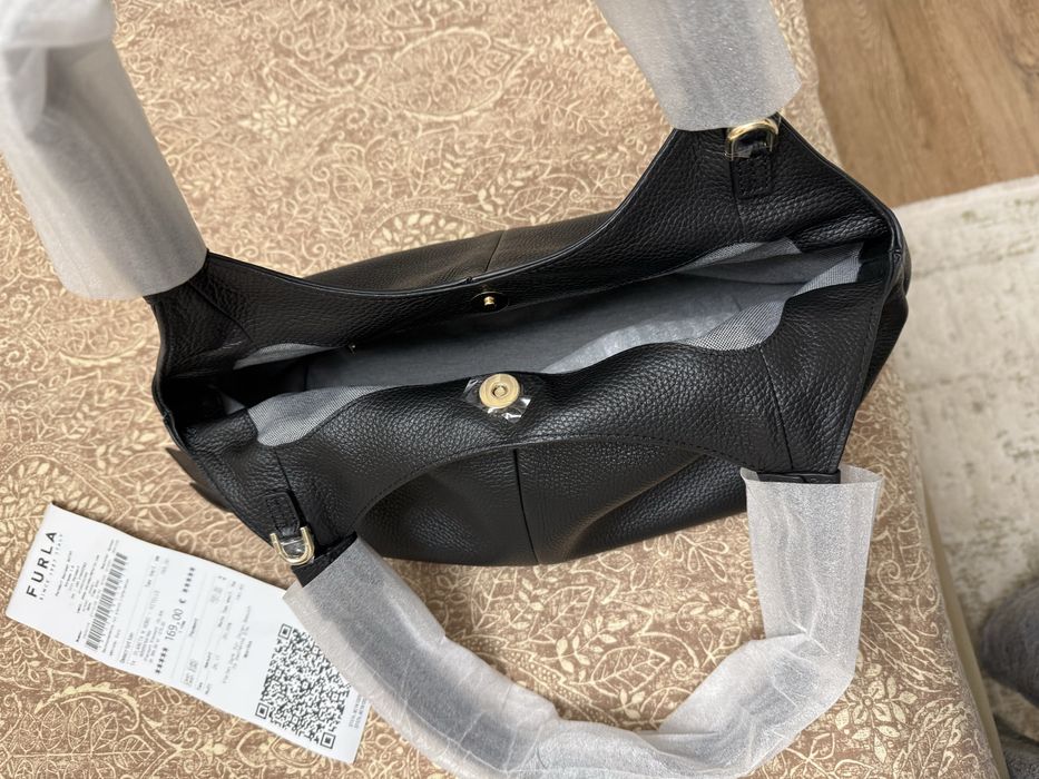 Vand geanta Furla noua