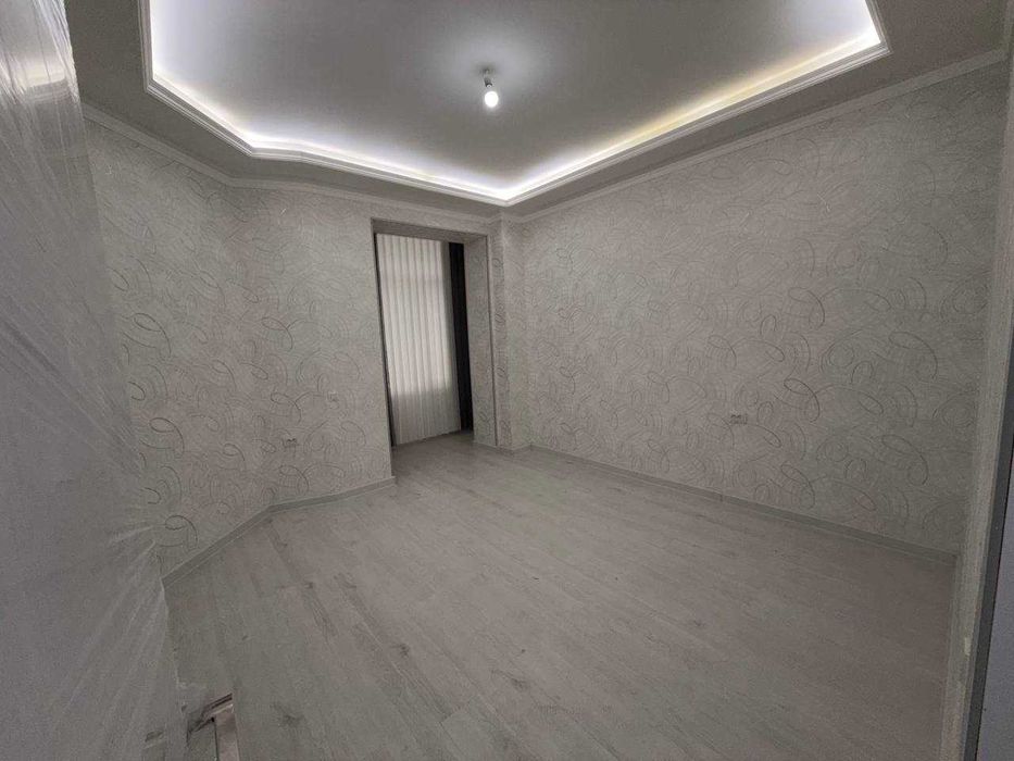 Продаётся 4х комн квартира на 7 этаже Ор-р 5 микрорайон Эмирхан