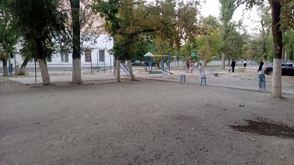 продам 2х ком. кв.в 7мкр дом 35
