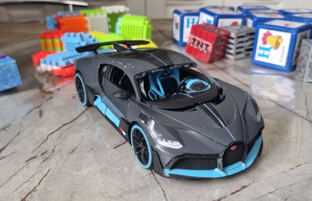 Продаются игрушки