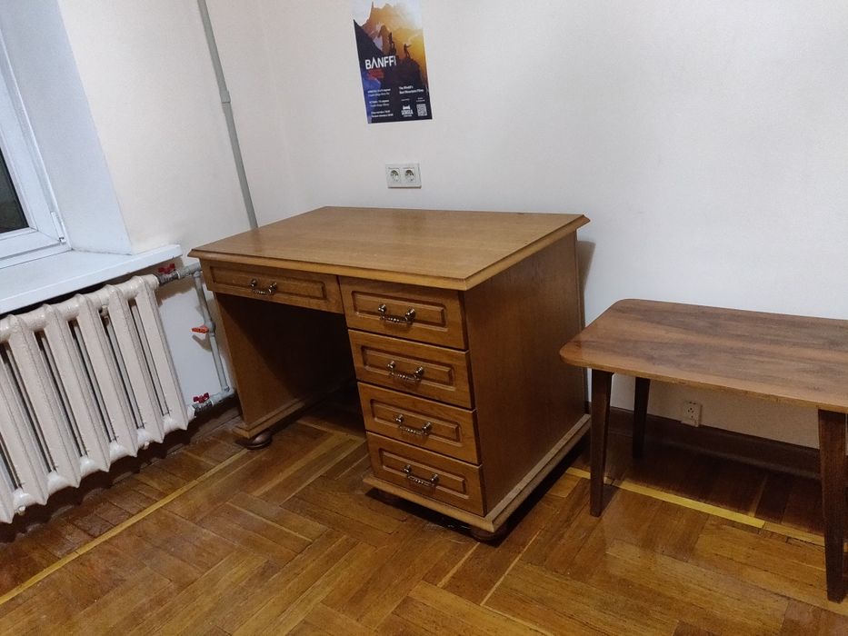 Письменный стол и комод