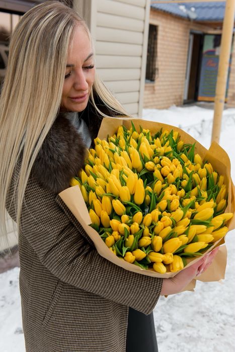 Тюльпаны к 8 марта 2026