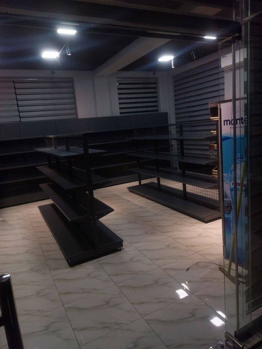 Zamonaviy stilaj va vitrinalar