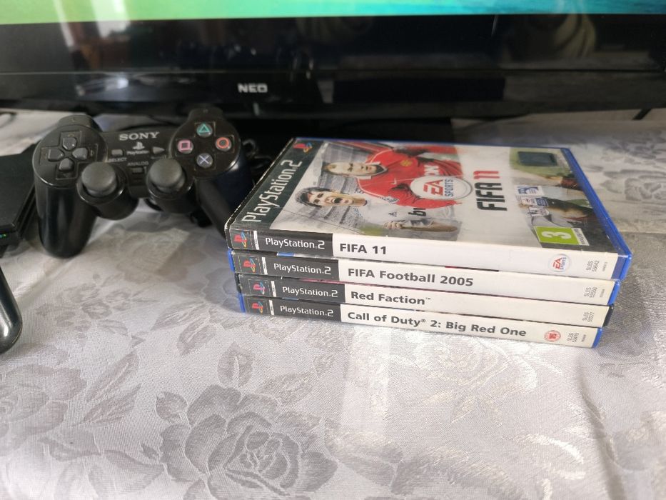 Playstation 2 Slim Комплект! Перфектно състояние!
