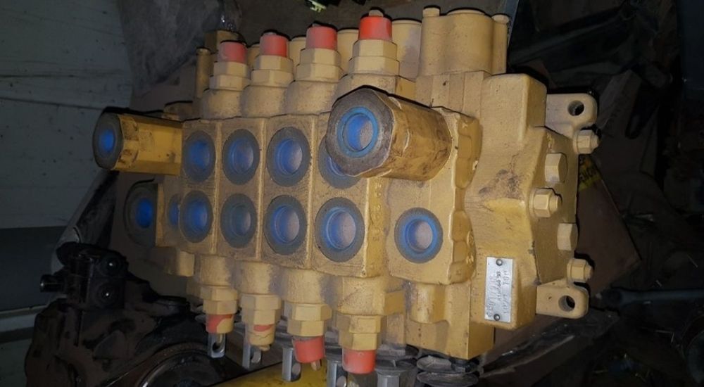 Distribuitor Carterpilar