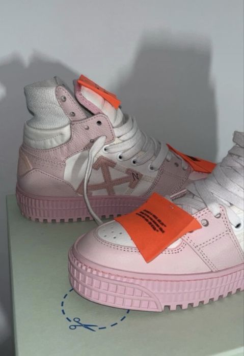 Off White Court 3.0