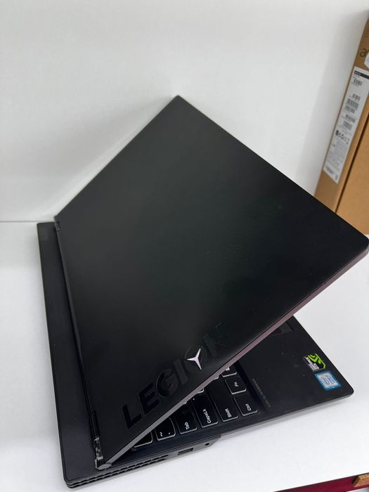 Laptop - Lenovo Legion