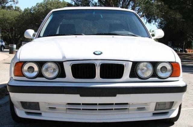 Передний бампер на bmw e34