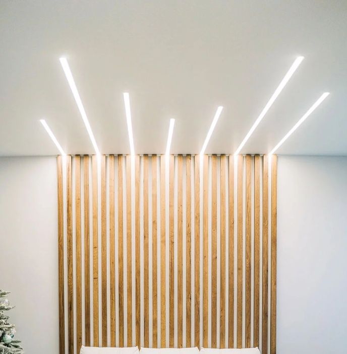 Световая линия для гипсокартонного и натяжного потолка