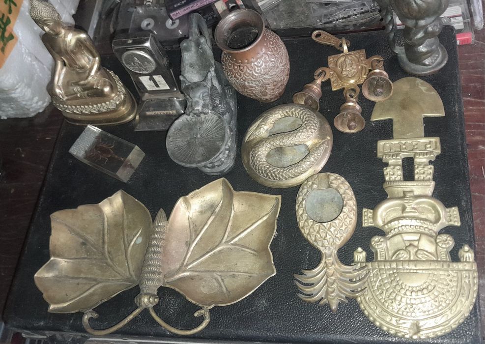 Сувениры,  Бронза Вазы тазы !