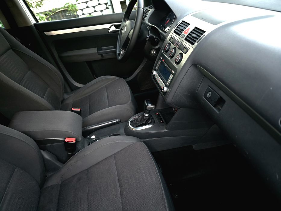 Touran Facelift 2L TDI 170 Cp  7-Locuri Automată Dsg Recent Adus