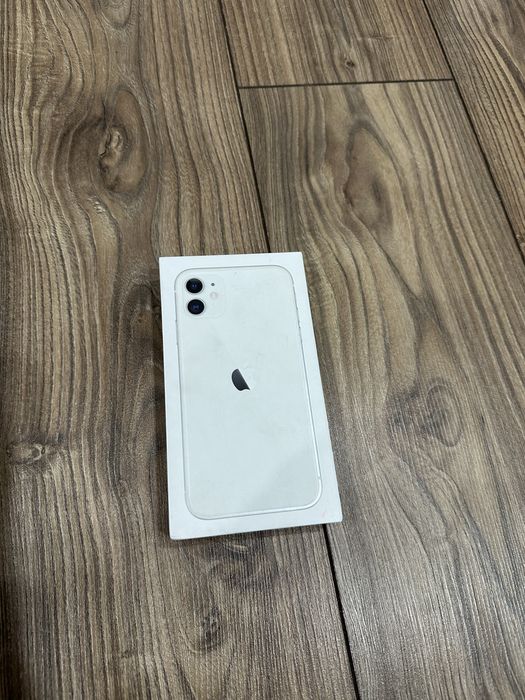 Продам айфон 11/128 гигов