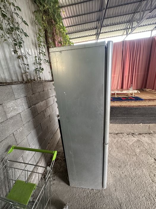 Холадилник indesit