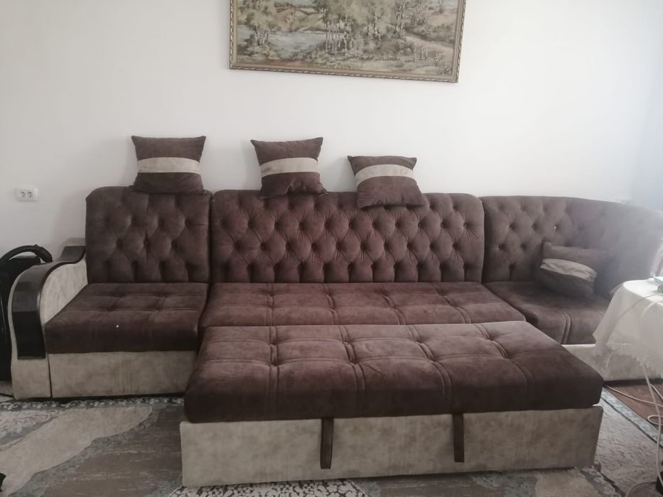 Продаётся диван для гостиной