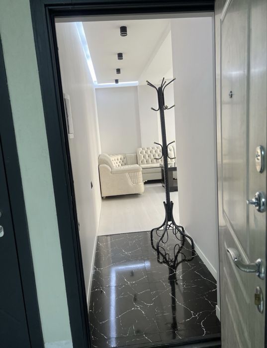 Сдается 2 ком Юнусабад 6 квартал. Посольство США. Хонсарой