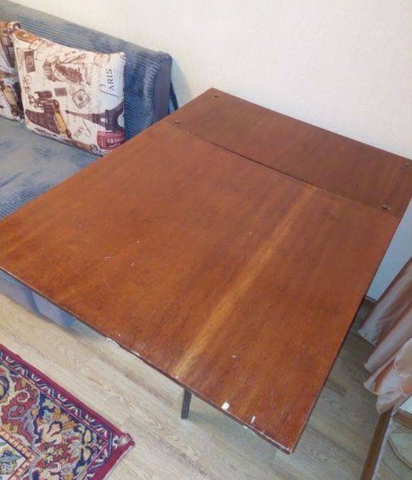 Стол      книжка