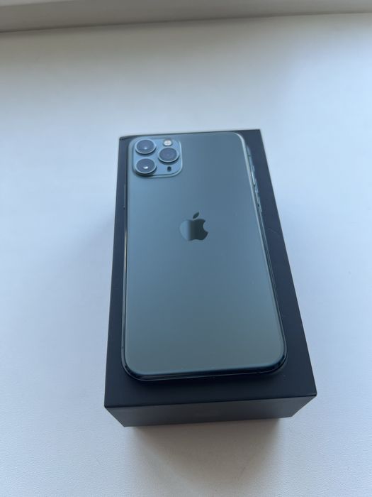 iPhone 11 pro 64GB Midnight Green