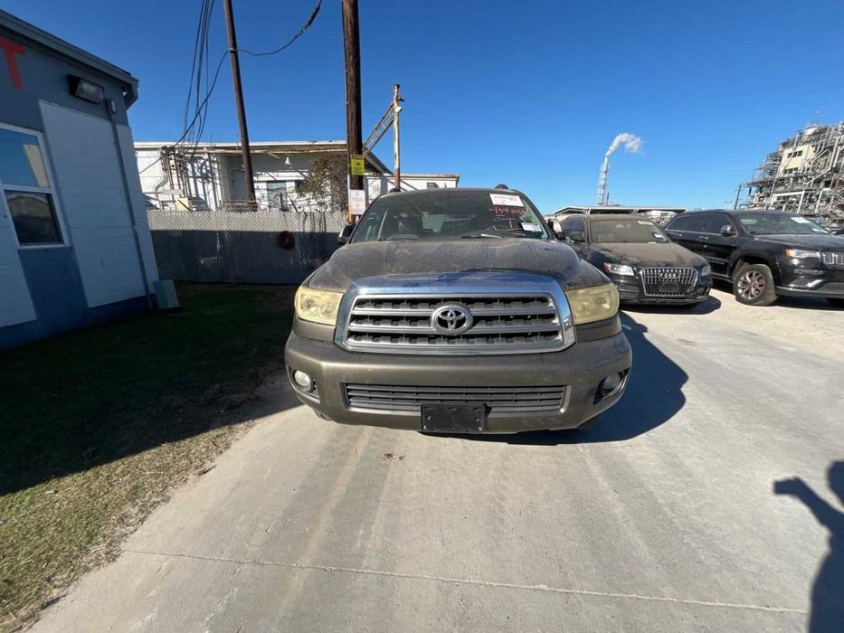 Тойота секвоя на ЧАСТИ 5.7 2010 г