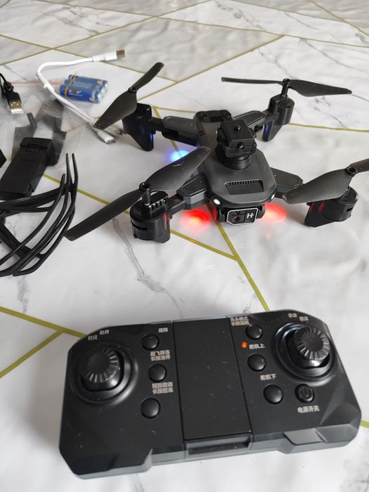 Дрон, квадрокоптер