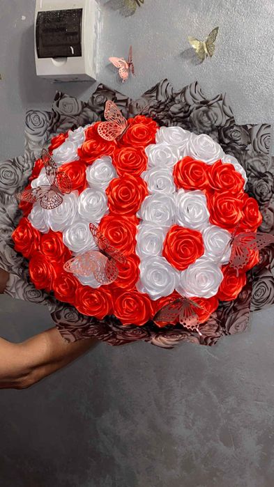 Flori din satin handemade