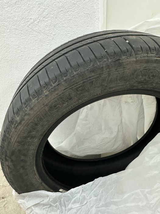 Vând 2 anvelope vară 205/55/R16 Michelin