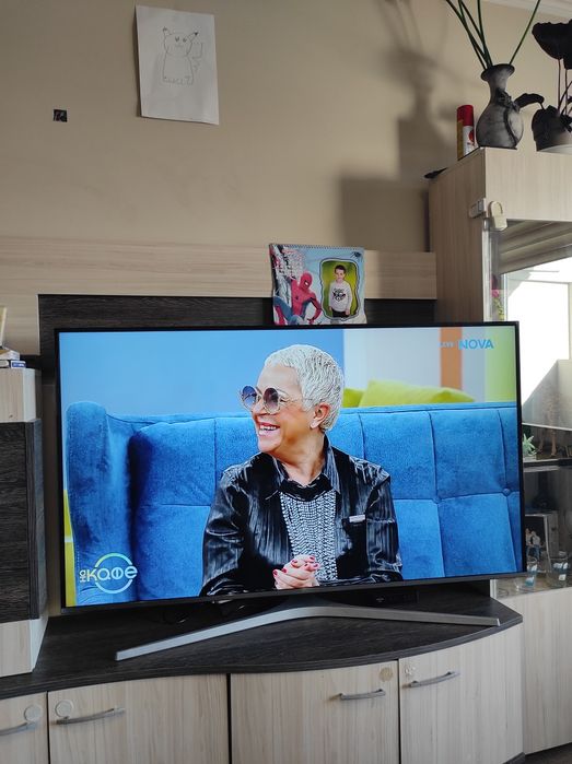 Смарт Телевизор SAMSUNG 55 инча Ultra HD 4K