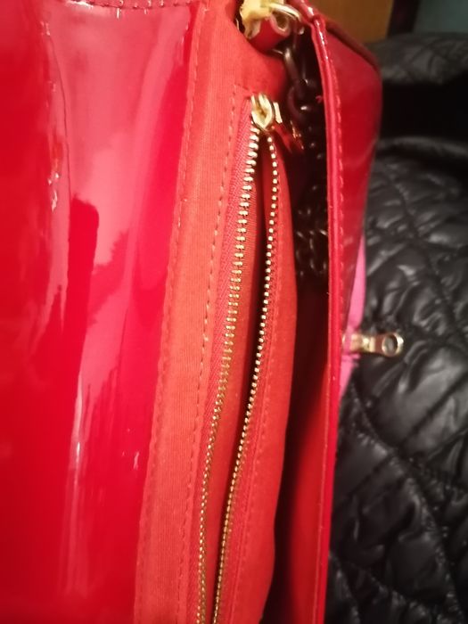 Клатч красный лакированный бу