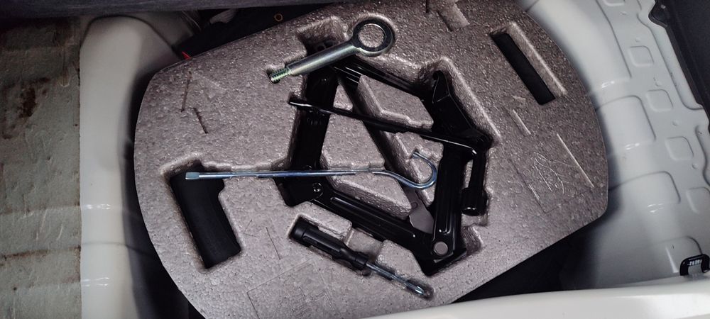 Автомобиль Spark 2020 г.