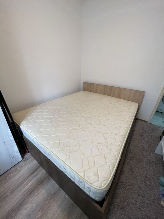 Pat 160x200 cm cu spatiu de depozitare sub saltea