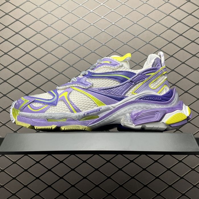 Balenciaga runner