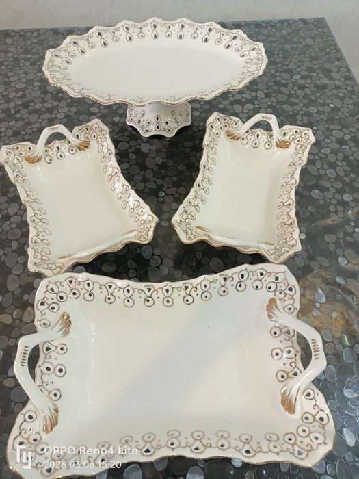 Продам 2 красивых набора для сервировки стола