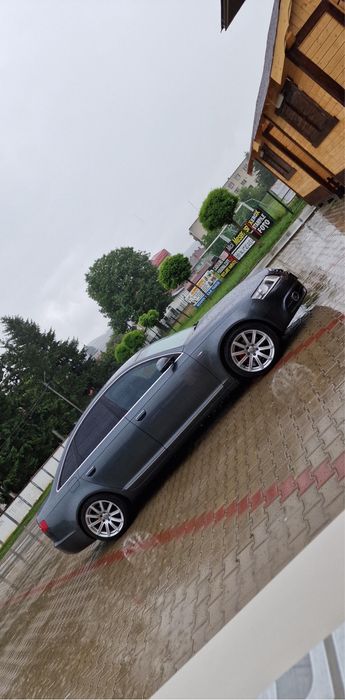 Audi A6 C6  2010    2.0 TDI. S-line