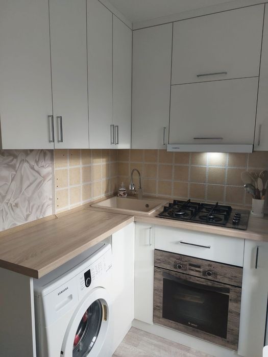 Продам 2 ух.комн кв район маг.Караван